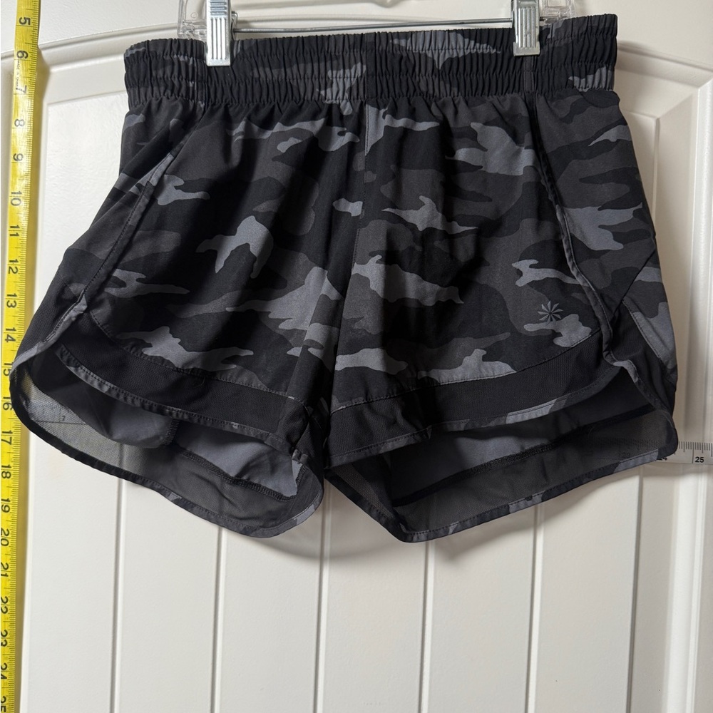 Athleta Black and Gray Camo Athletic Shorts XS